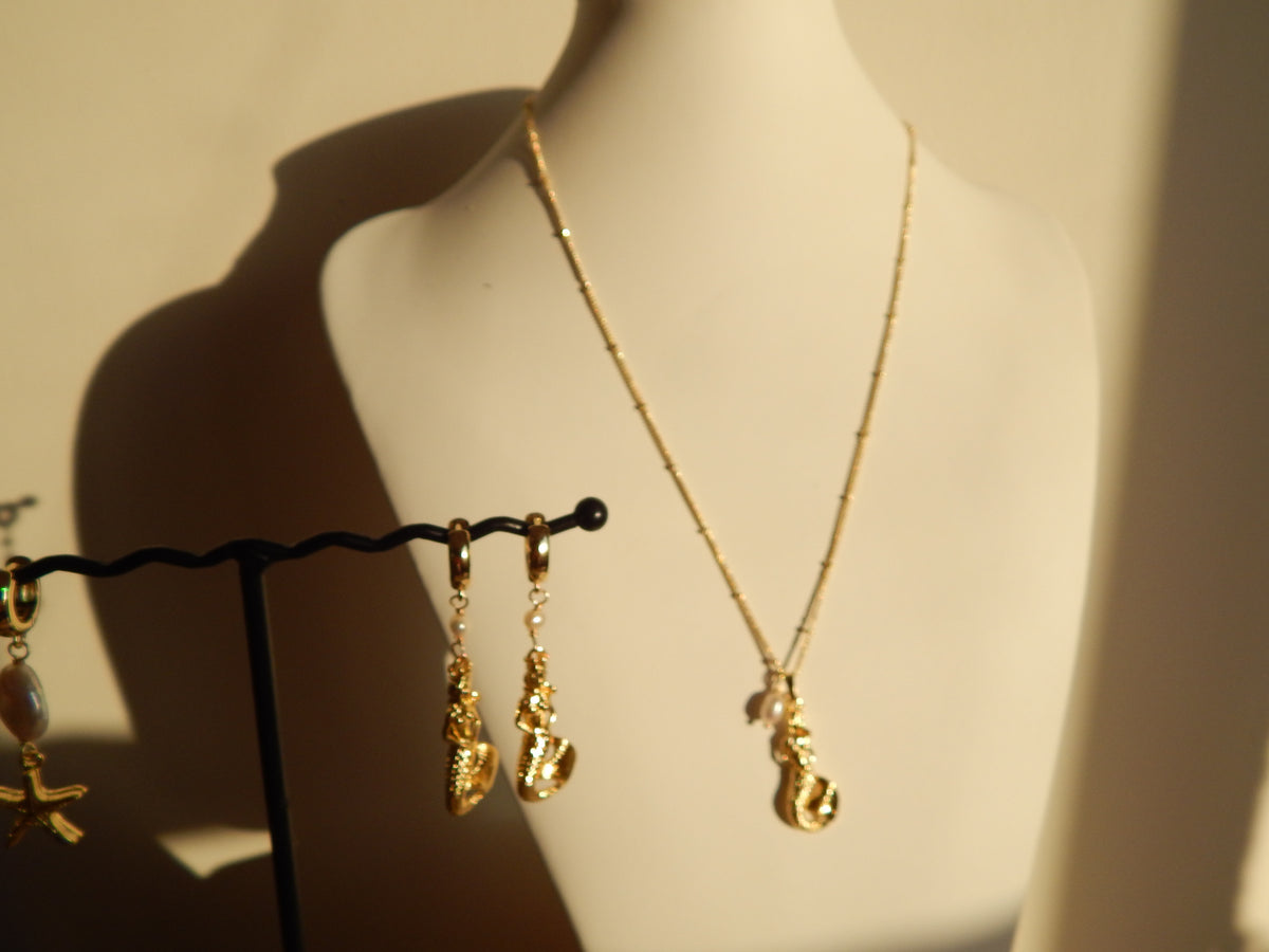 Siren Necklace