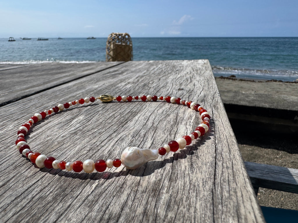 Carnelian and baroque pearl choker