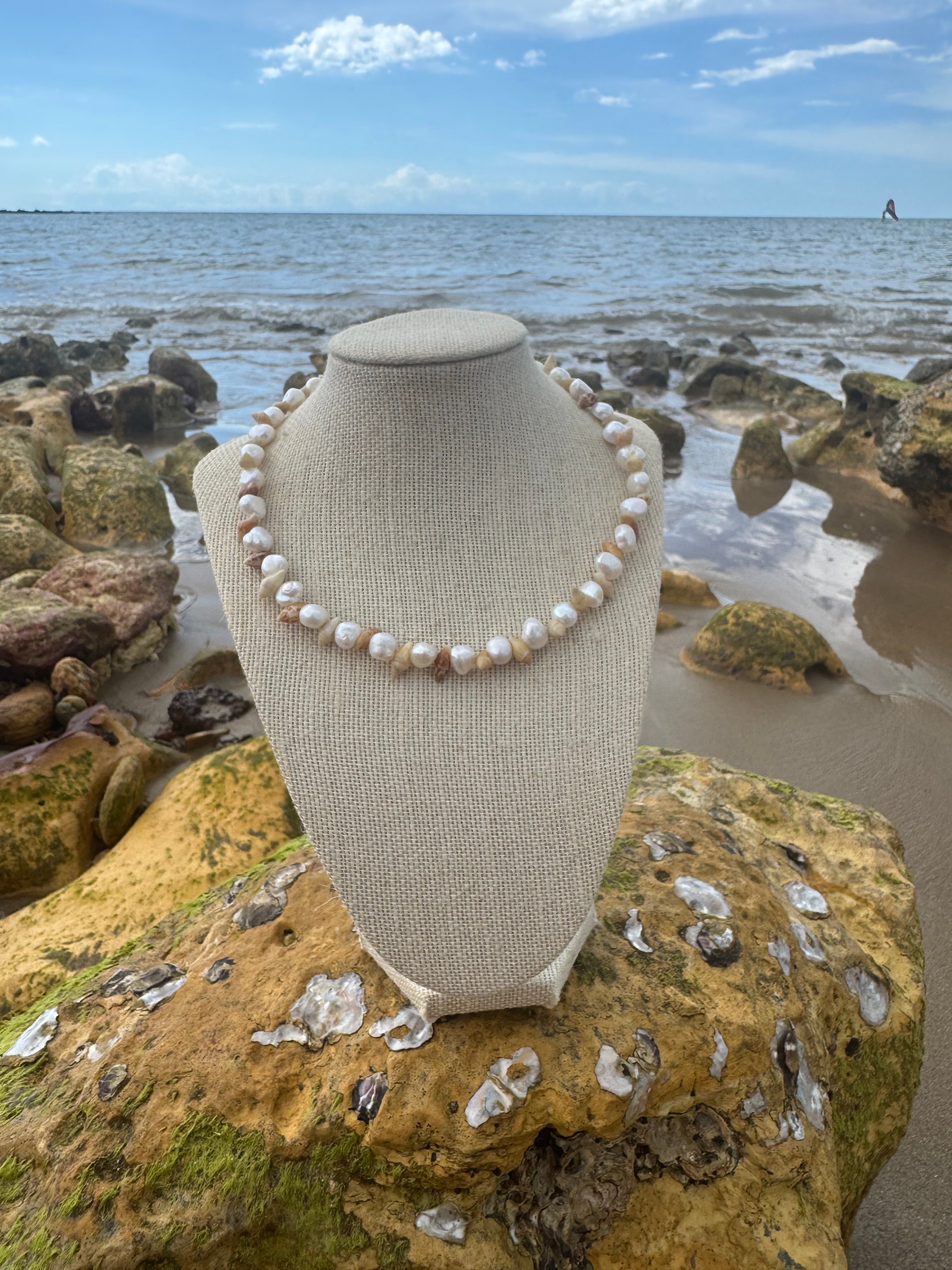 Pearl and mini shell choker