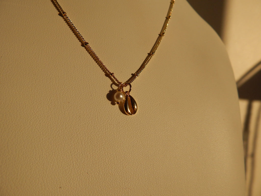 Khia Necklace